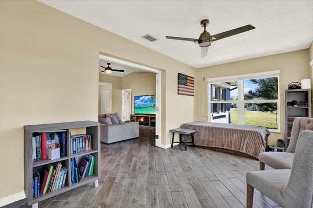 10562 41ST COURT N, Clearwater, FL 33762