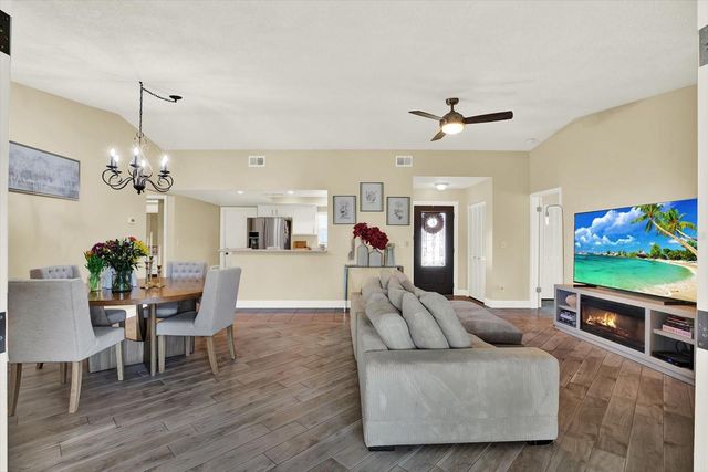 10562 41ST COURT N, Clearwater, FL 33762