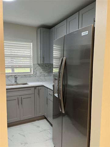 2134 Lincoln St 7, Hollywood, FL 33020