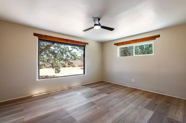 100 Tyler Road NW, Albuquerque, NM 87107