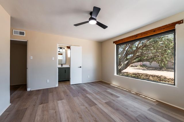 100 Tyler Road NW, Albuquerque, NM 87107
