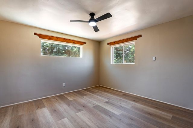 100 Tyler Road NW, Albuquerque, NM 87107