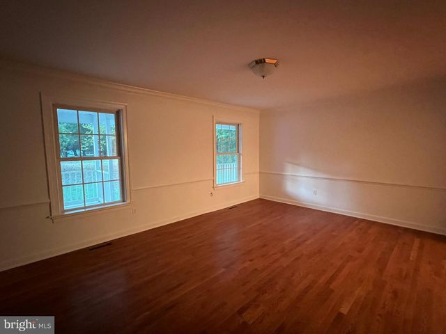 1290 & 1320 W COLLEGE RD, Dover, DE 19904