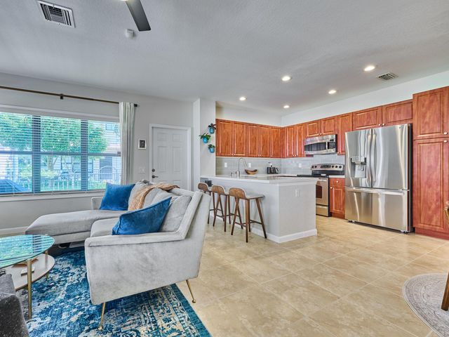 4767 Preserve Street, Coconut Creek, FL 33073