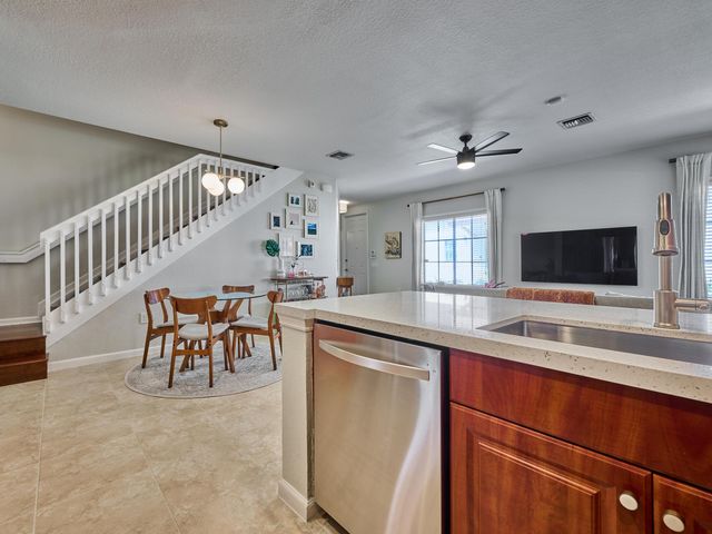 4767 Preserve Street, Coconut Creek, FL 33073