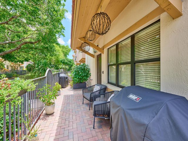 4767 Preserve Street, Coconut Creek, FL 33073