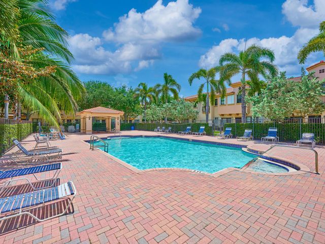 4767 Preserve Street, Coconut Creek, FL 33073