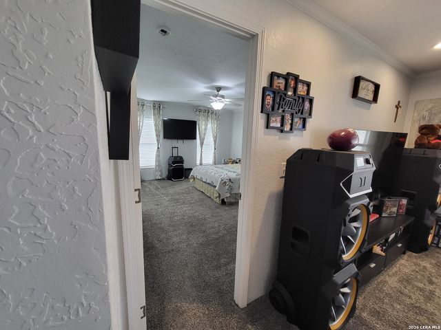 25216 Campbellton Rd, San Antonio, TX 78264