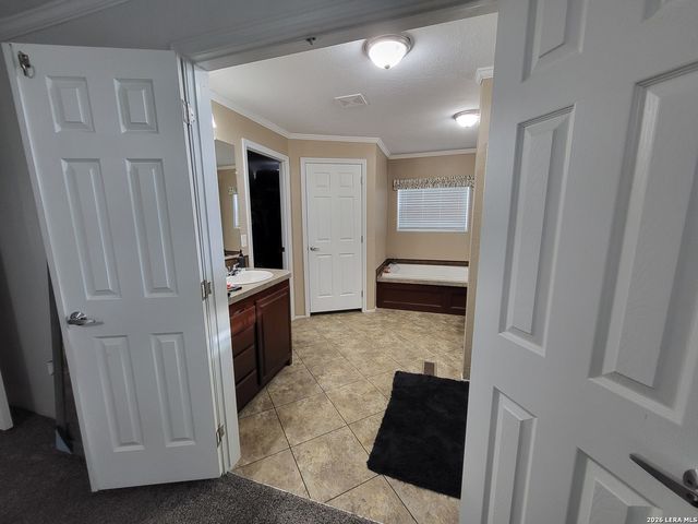 25216 Campbellton Rd, San Antonio, TX 78264