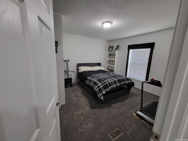 25216 Campbellton Rd, San Antonio, TX 78264