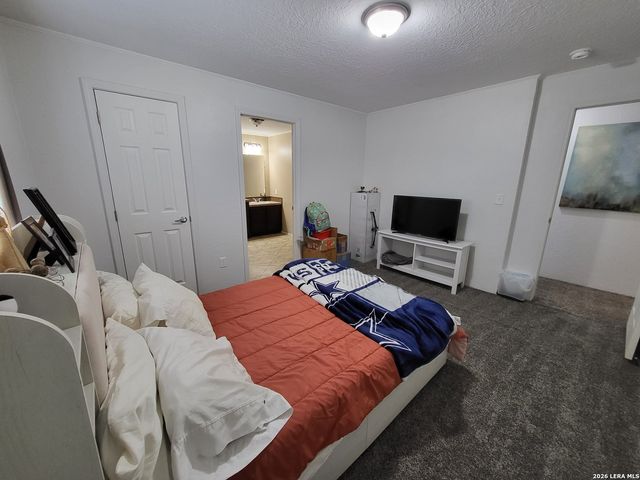 25216 Campbellton Rd, San Antonio, TX 78264