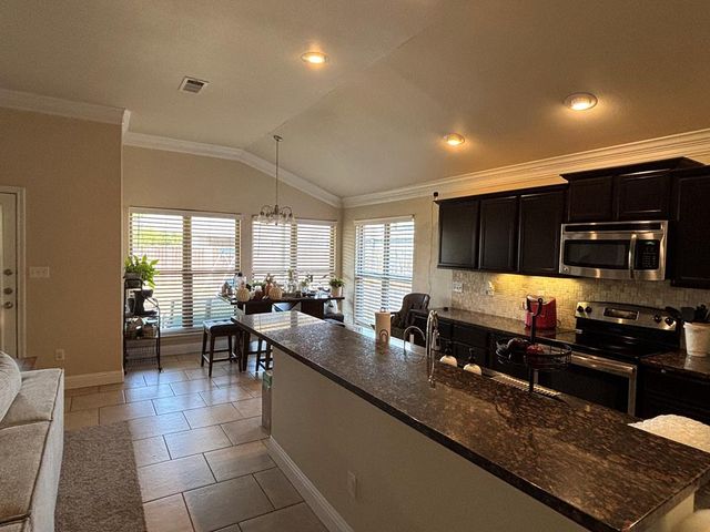 419 Mac Dr, Midland, TX 79706