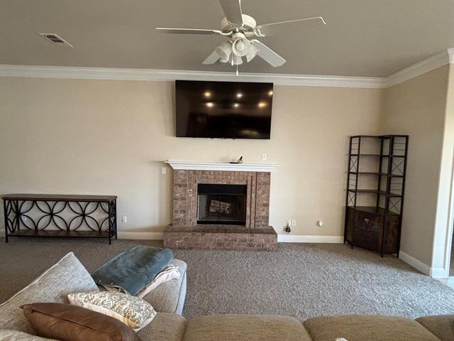 419 Mac Dr, Midland, TX 79706