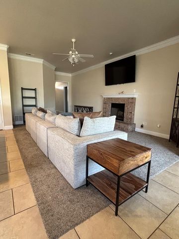 419 Mac Dr, Midland, TX 79706