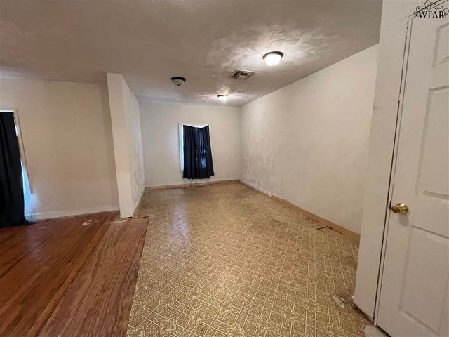 2114 SHEPHERD STREET, Wichita Falls, TX 76309
