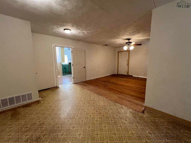 2114 SHEPHERD STREET, Wichita Falls, TX 76309