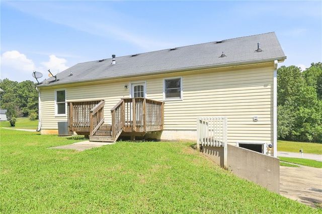 345 Bomar Lane, Douglasville, GA 30134