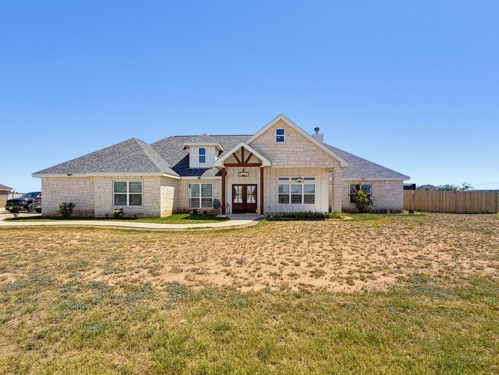 Image 1 of property listing at 5429 Grey Wolf Lane, San Angelo, TX 76901