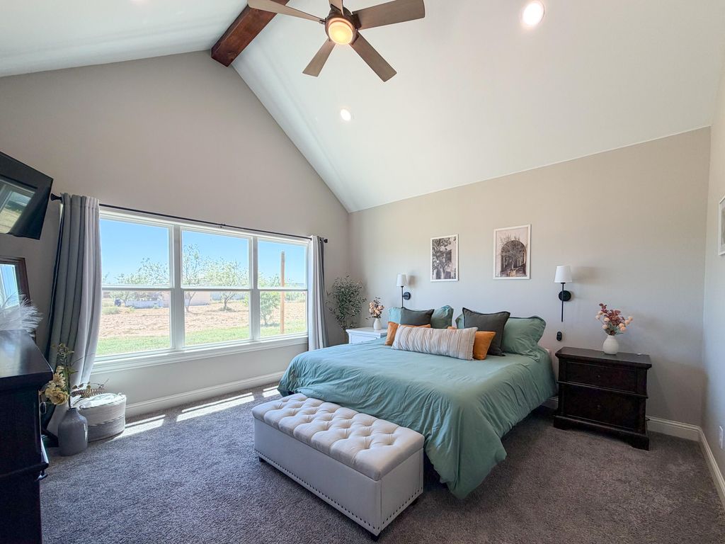 Image 16 of property listing at 5429 Grey Wolf Lane, San Angelo, TX 76901