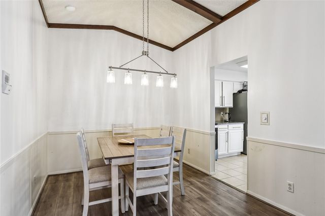 1512 1st Ave 204A, Coralville, IA 52241