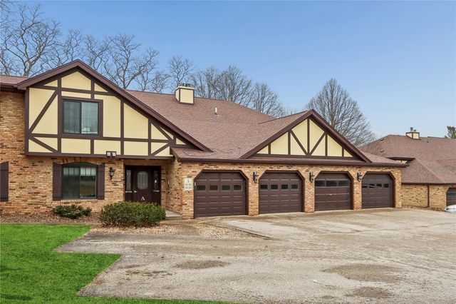 1512 1st Ave 204A, Coralville, IA 52241