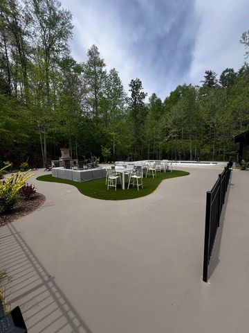 109R Red Oak Trail, Ellijay, GA 30540