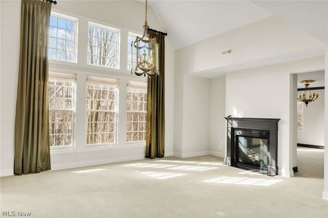 39489 Tudor Drive, Willoughby, OH 44094