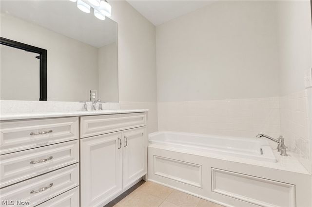 39489 Tudor Drive, Willoughby, OH 44094