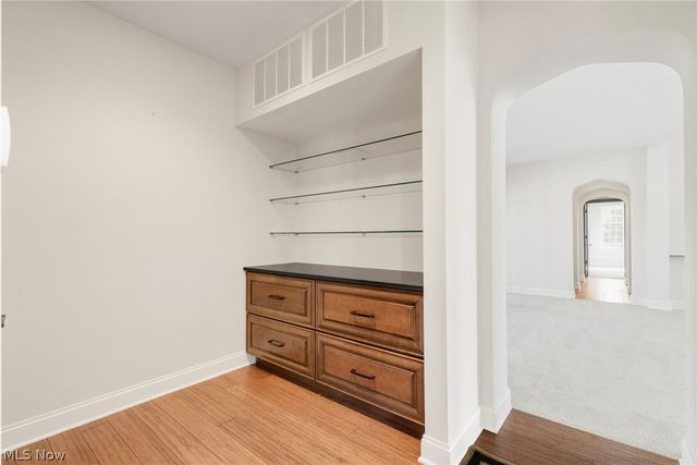 39489 Tudor Drive, Willoughby, OH 44094