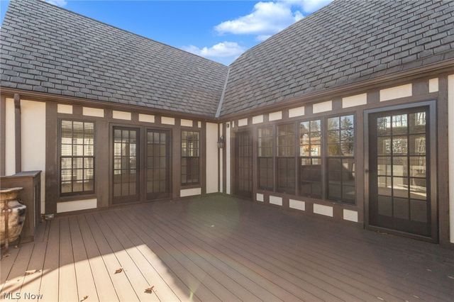 39489 Tudor Drive, Willoughby, OH 44094