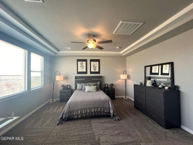 5976 Emmitt Smith Street, El Paso, TX 79924