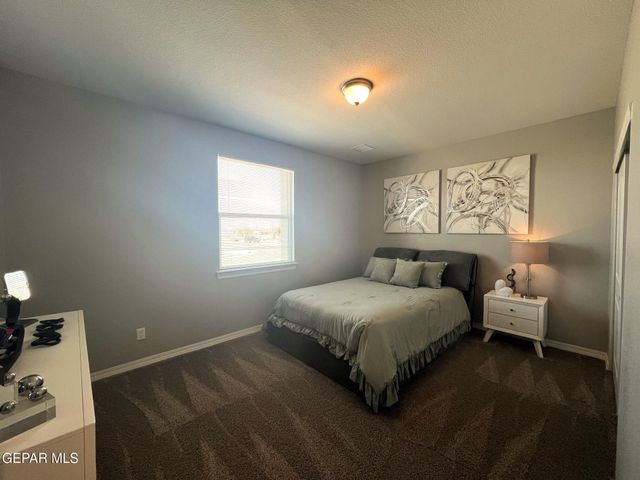 5976 Emmitt Smith Street, El Paso, TX 79924