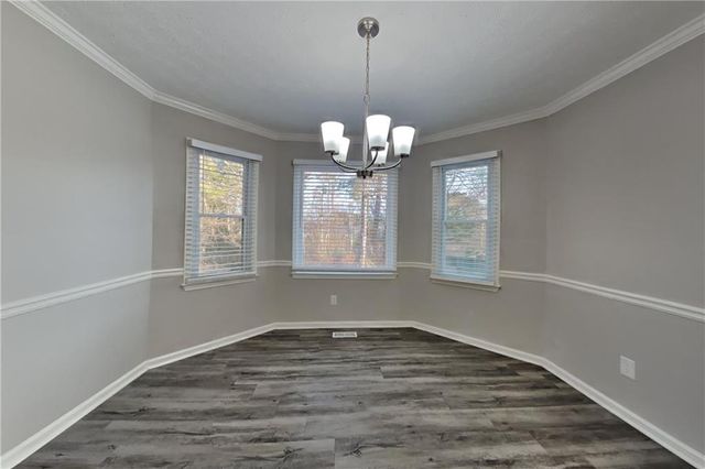 880 Burning Bush Drive, Loganville, GA 30052