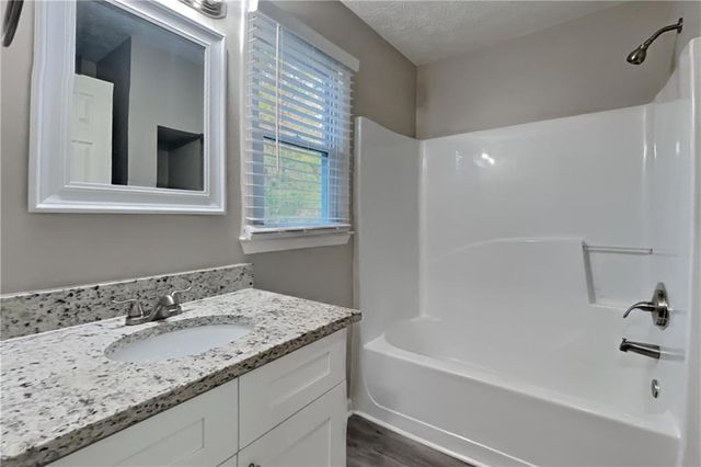 880 Burning Bush Drive, Loganville, GA 30052