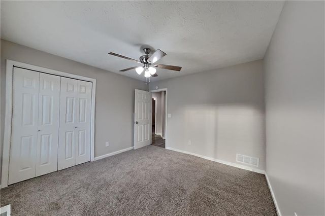 880 Burning Bush Drive, Loganville, GA 30052