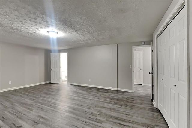 880 Burning Bush Drive, Loganville, GA 30052