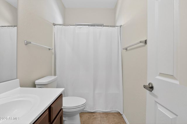 2513 S POWELL Road, Apache Junction, AZ 85119