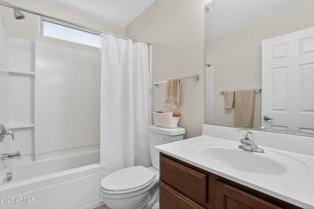 2513 S POWELL Road, Apache Junction, AZ 85119
