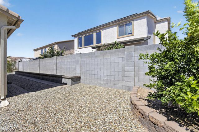 2513 S POWELL Road, Apache Junction, AZ 85119