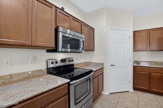 2513 S POWELL Road, Apache Junction, AZ 85119
