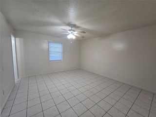 3714 Avenue S 7, Galveston, TX 77550