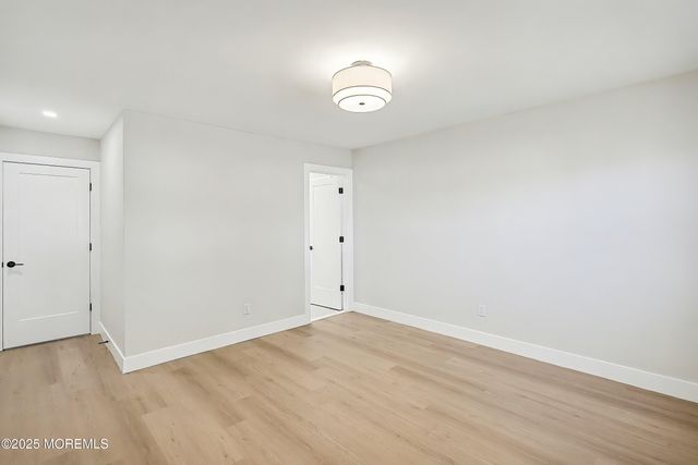 34 Westport Drive, Toms River, NJ 08757