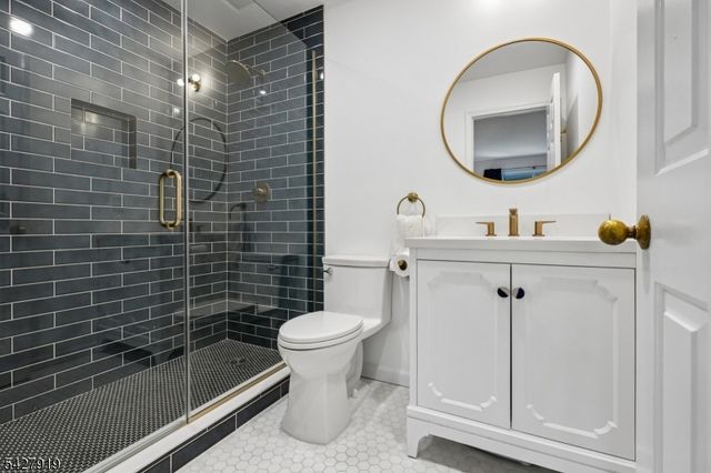 68 Mews Ln, South Orange Village Twp., NJ 07079