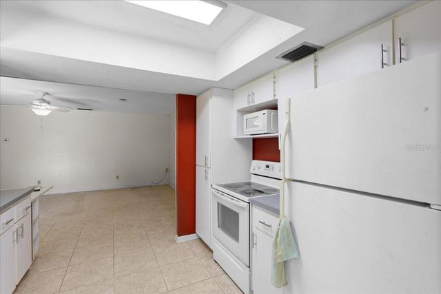 4003 NW 34TH PLACE, Gainesville, FL 32606