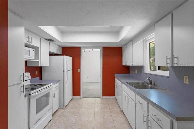 4003 NW 34TH PLACE, Gainesville, FL 32606