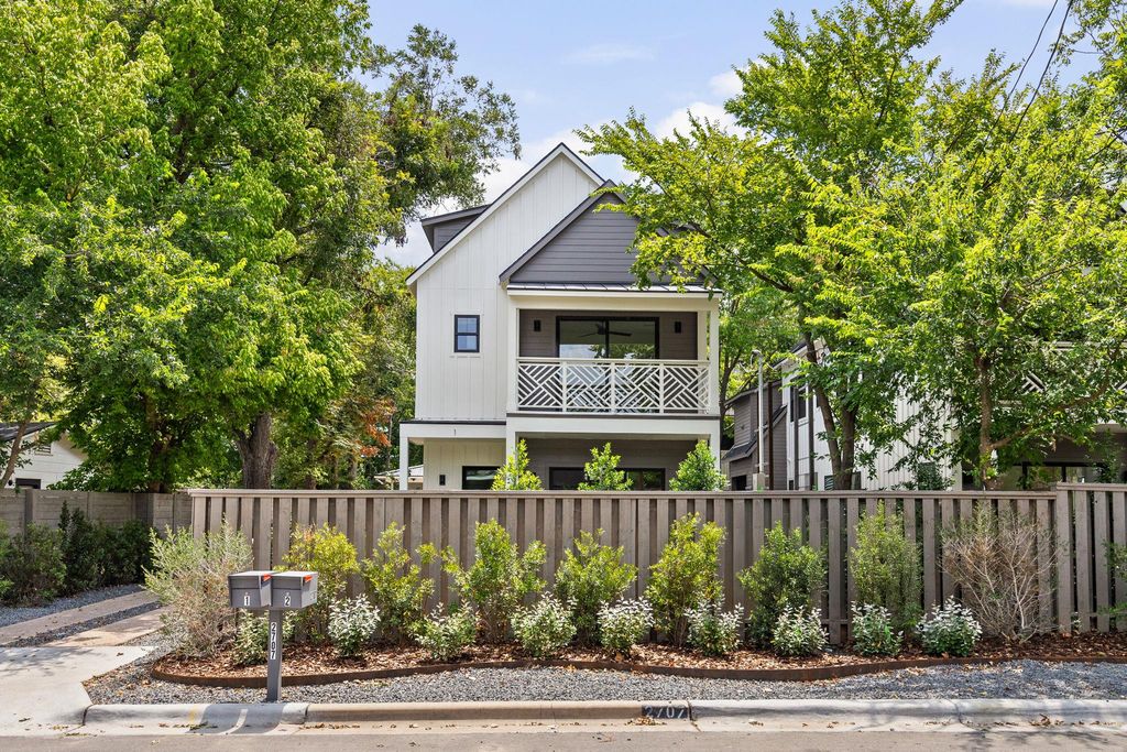 2707 Stacy LN 1, Austin, TX 78704