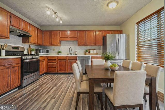 6617 Meadow Green, Peachtree Corners, GA 30092