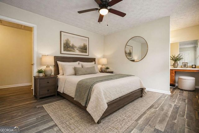 6617 Meadow Green, Peachtree Corners, GA 30092