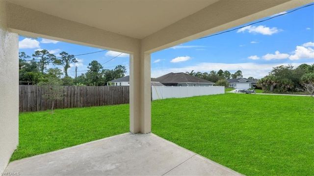 1005 W 11th ST, Lehigh Acres, FL 33972