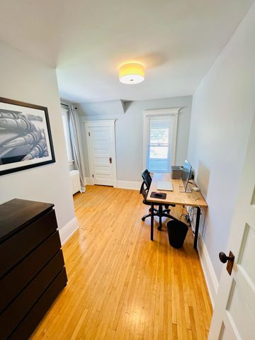 3207 E 42nd Street, Minneapolis, MN 55406
